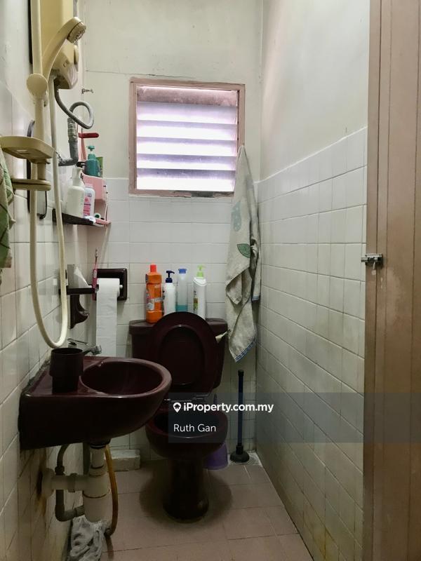 Rumah Teres 2-Tingkat untuk Dijual di Taman Mayang, Petaling Jaya oleh Ruth Gan - iProperty.com.my
