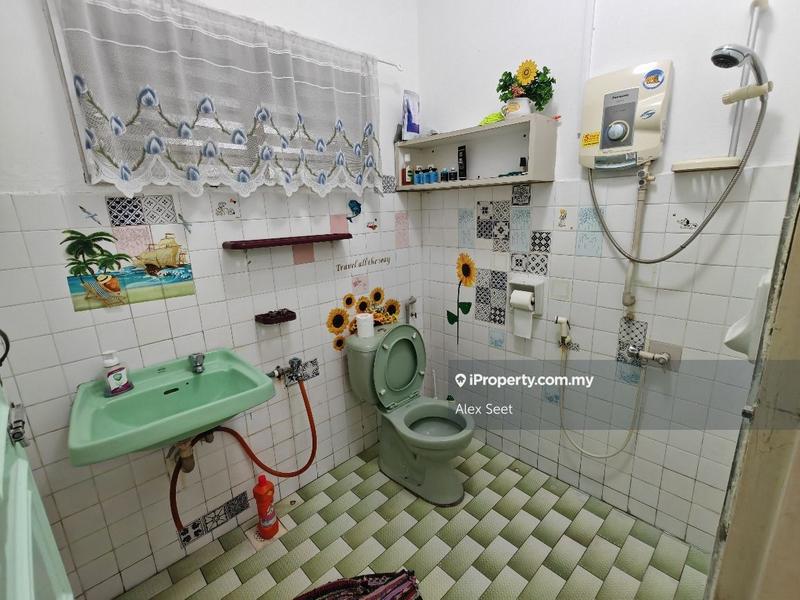Rumah Teres 1-Tingkat untuk Dijual di Seksyen 8, Petaling Jaya oleh Alex Seet - iProperty.com.my