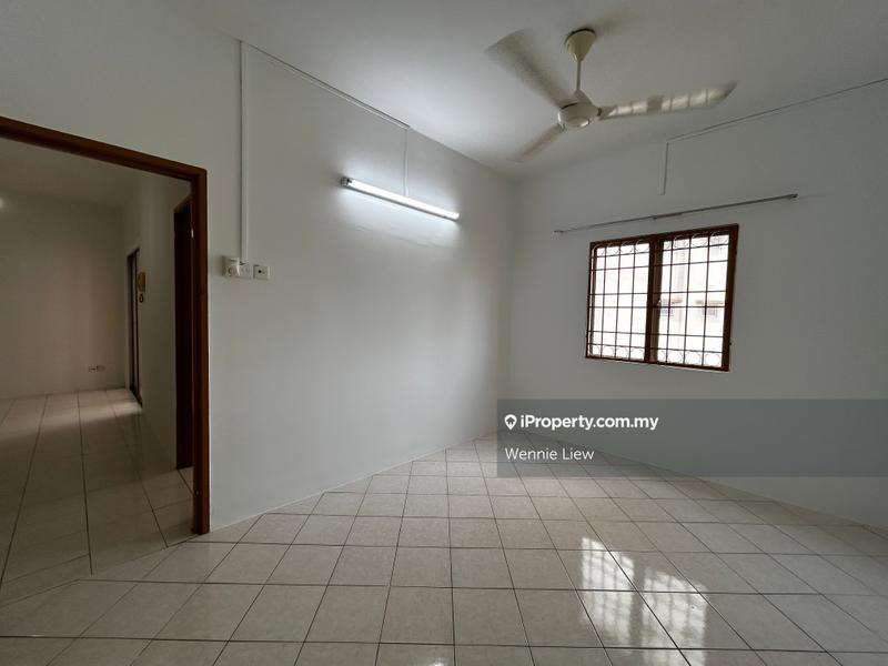 Apartment for Sale in Bayu Puteri by Wennie Liew - iProperty.com.my