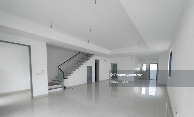 3-storey Terraced House for Sale in Lakefield Residence, Kajang by Vincent Lim - iProperty.com.my