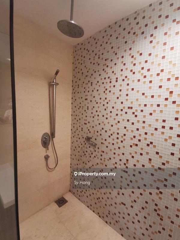 Kediaman Servis untuk Dijual di Regalia Residence oleh Sy Hong - iProperty.com.my