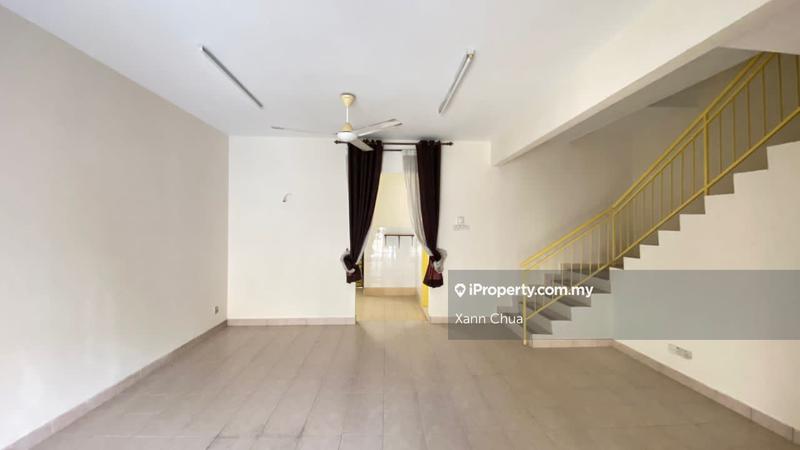 Rumah Berangkai 2.5 Tingkat untuk Dijual di Eminence, Equine, Bdr Putra Permai, Seri Kembangan oleh Xann Chua - iProperty.com.my