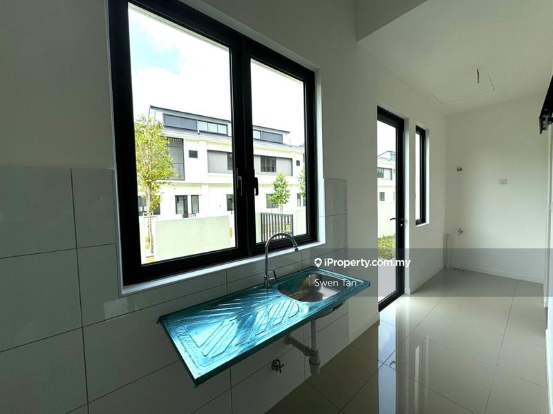 Rumah Teres 2-Tingkat untuk Dijual di Bandar Tropicana Aman, Telok Panglima Garang oleh Swen Tan - iProperty.com.my