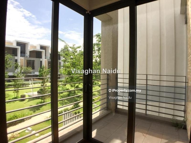 Rumah Berangkai 3.5 Tingkat untuk Dijual di Fields of Gold Villa Senja Taman Anggun, Rawang oleh Visaghan Naidu - iProperty.com.my