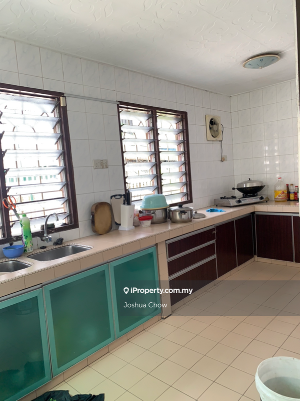 Bungalow House for Sale in Taman Petaling, Kepong by Joshua Chow - iProperty.com.my