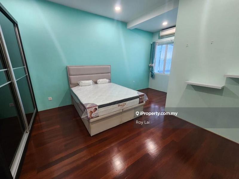 Rumah Berkembar untuk Disewa di Sungai Long, Bandar Sungai Long oleh Roy Lai - iProperty.com.my