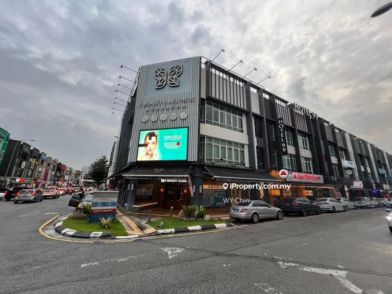 For Rent - SPACIOUS 3000sf/4800sf EXCELLENT LOCATION,SRI PETALING,JALAN RADIN BAGUS,JALAN RADIN ANUM