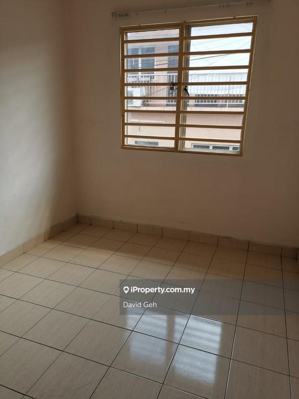 Rumah Berangkai 2 Tingkat untuk Dijual di kjtqa, Seri Kembangan oleh David Geh - iProperty.com.my