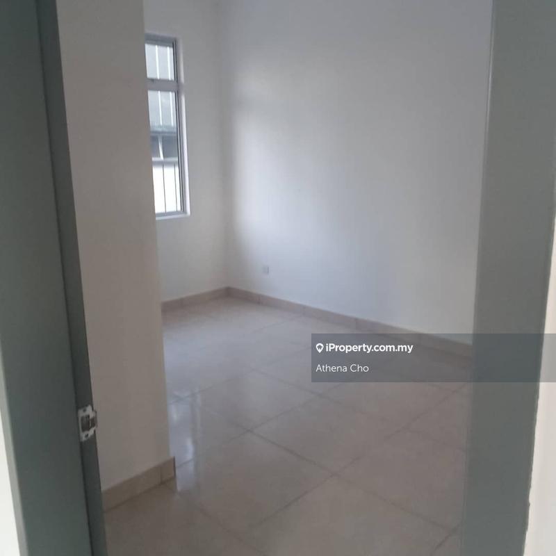 Townhouse for Sale in Taman Nilai Perdana, Nilai by Athena Cho - iProperty.com.my