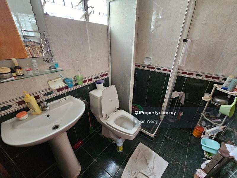 Semi-Detached House for Sale in Damansara Jaya, Petaling Jaya by Bryan Wong - iProperty.com.my