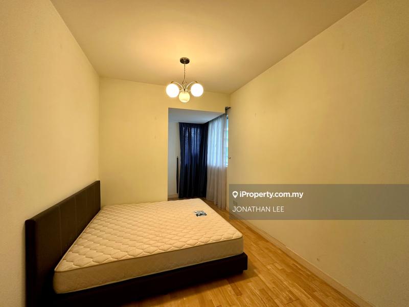 Kediaman Servis untuk Dijual di Solaris Dutamas oleh JONATHAN LEE - iProperty.com.my