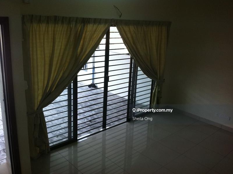 Rumah Berangkai 2 Tingkat untuk Dijual di 16 Sierra, Puchong oleh Sheila Ong - iProperty.com.my