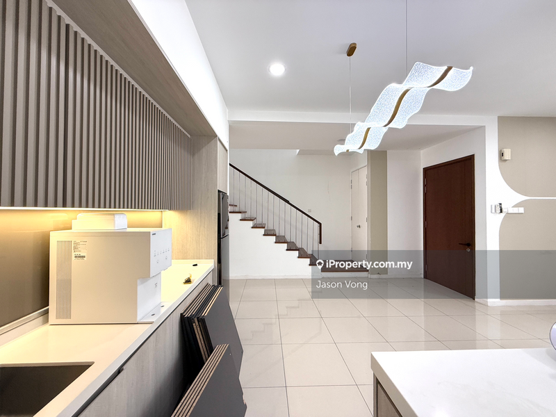 3-storey Terraced House for Sale in Lake Fields, Sungai Besi by Jason Vong - iProperty.com.my