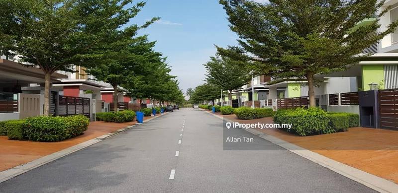 Banglo untuk Dijual di Casa Idaman Setia Alam, Setia Alam oleh Allan Tan - iProperty.com.my