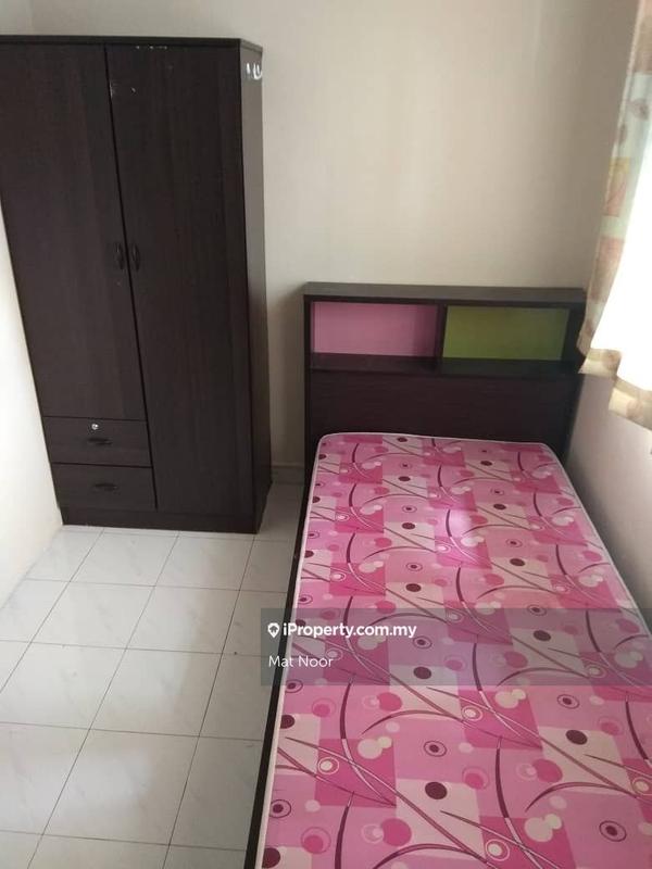 Rumah Berangkai 2 Tingkat untuk Dijual di Seksyen 7, Shah Alam oleh Mat Noor - iProperty.com.my
