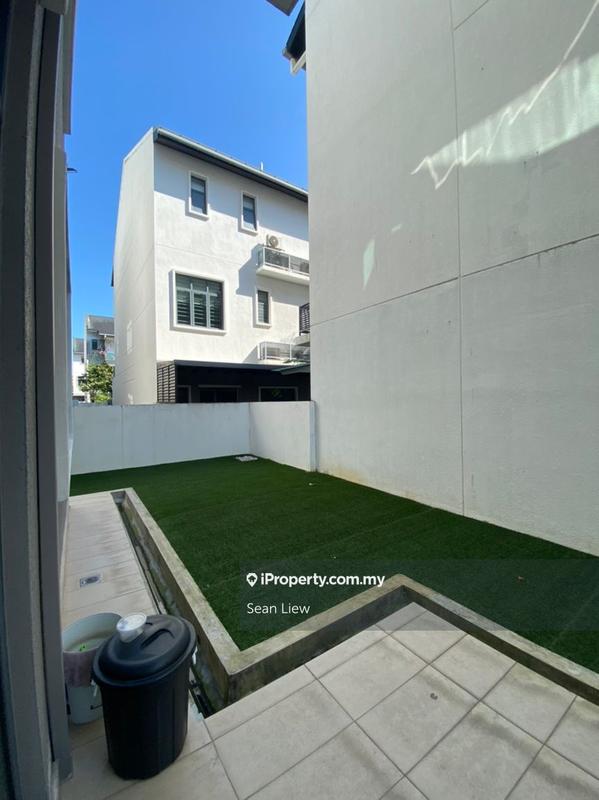 Bungalow House for Sale in Damansara Perdana, Selangor by Sean Liew - iProperty.com.my