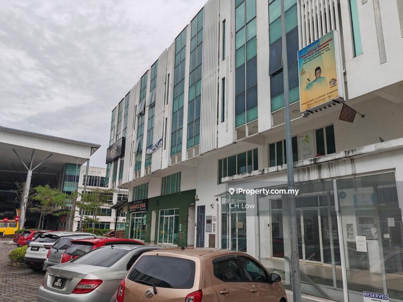 For Sale - Pusat Komersial Star Avenue Arena Bintang