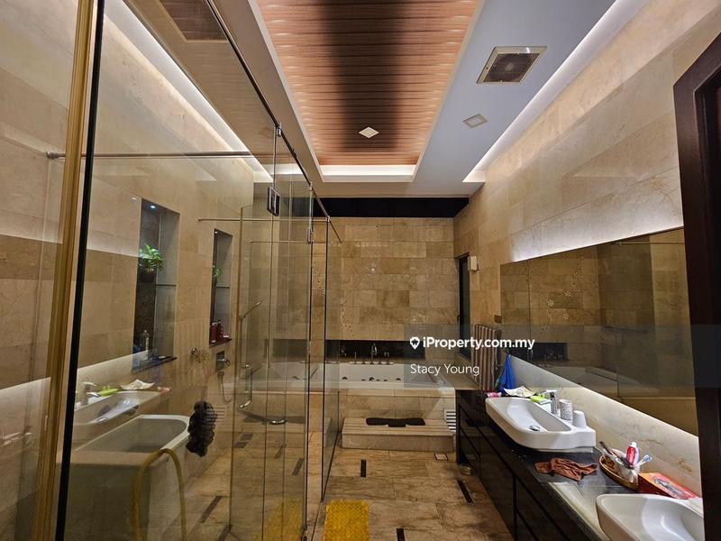 Bungalow House for Sale in Taman Bukit Serdang, Seri Kembangan by Stacy Young - iProperty.com.my