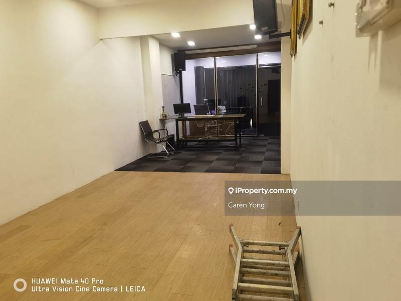 Kedai untuk Dijual di Taman Overseas Union (Taman Oug), Jalan Klang Lama (Old Klang Road) oleh Caren Yong - iProperty.com.my