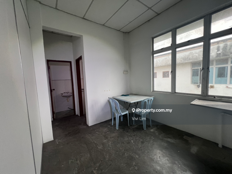 Kedai-Pejabat untuk Disewa di 7mie4, Kluang oleh Vivi Lim - iProperty.com.my