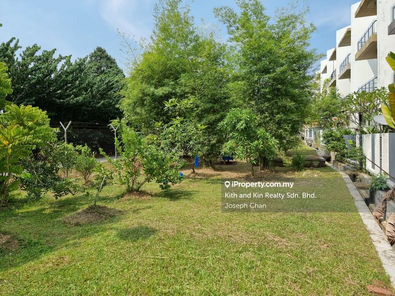 Rumah Teres 3-Tingkat untuk Dijual di Laman Glenmarie, Shah Alam oleh Joseph Chan - iProperty.com.my