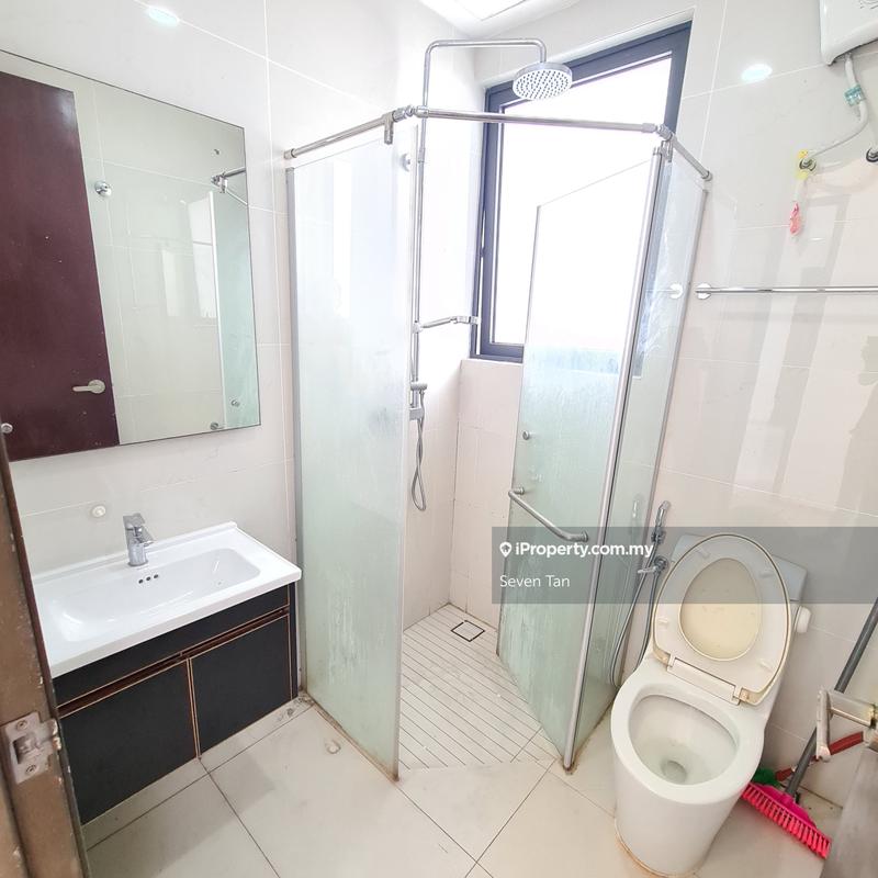 Condominium for Rent in Lovell @ Country Garden Danga Bay by Seven Tan - iProperty.com.my