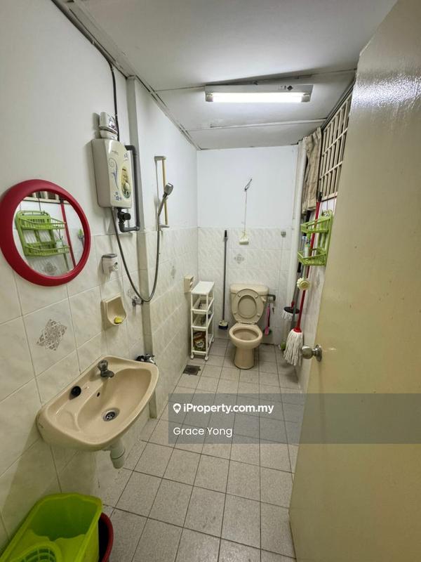 For Rent - Desa Gembira