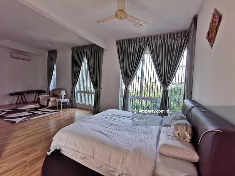 Banglo untuk Disewa di Kajang town bungalow with swimming pool, Kajang oleh Roy Lai - iProperty.com.my