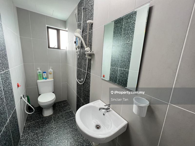 Kediaman Servis untuk Dijual di The Heights Residence oleh Geoffery Wee - iProperty.com.my