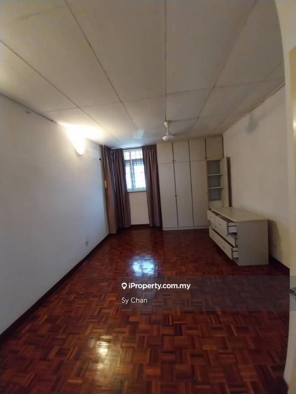 Rumah Berangkai 1.5 Tingkat untuk Dijual di Bandar Kinrara Seksyen 1, Bandar Kinrara oleh Sy Chan - iProperty.com.my