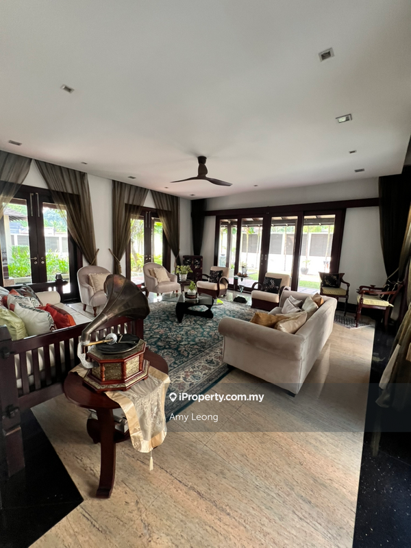 Banglo untuk Dijual di Tropicana Indah, Kota Damansara oleh Amy Leong - Living area  - iProperty.com.my