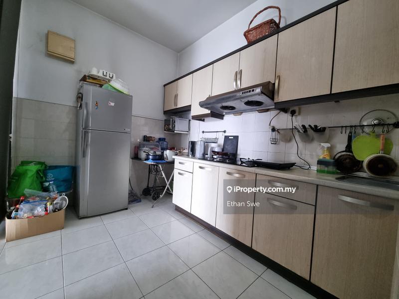 Condominium for Sale in Sterling by Ethan Swe - iProperty.com.my