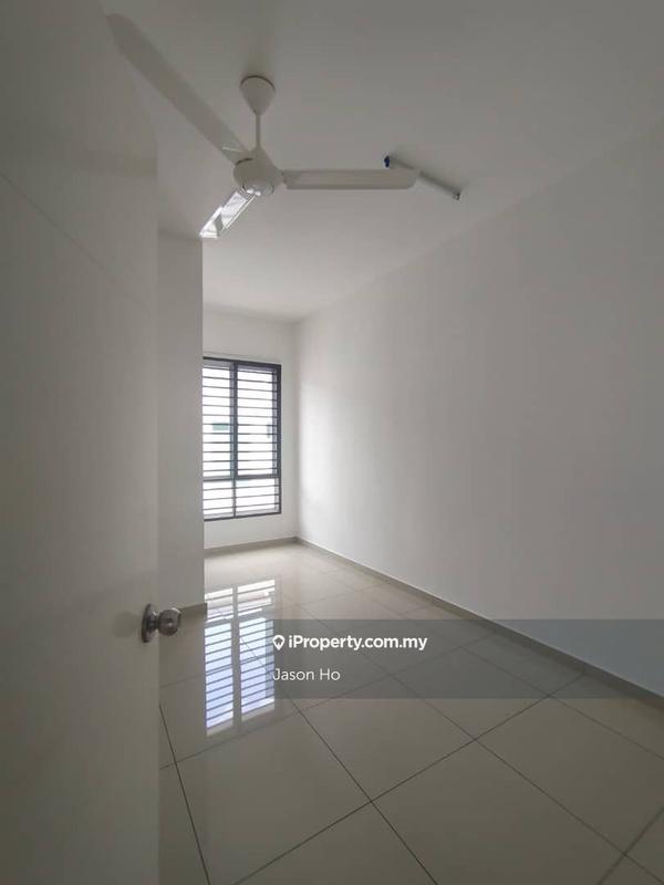 Rumah Berangkai 2 Tingkat untuk Dijual di Bandar Sri Sendayan, Negeri Sembilan oleh Jason Ho - iProperty.com.my