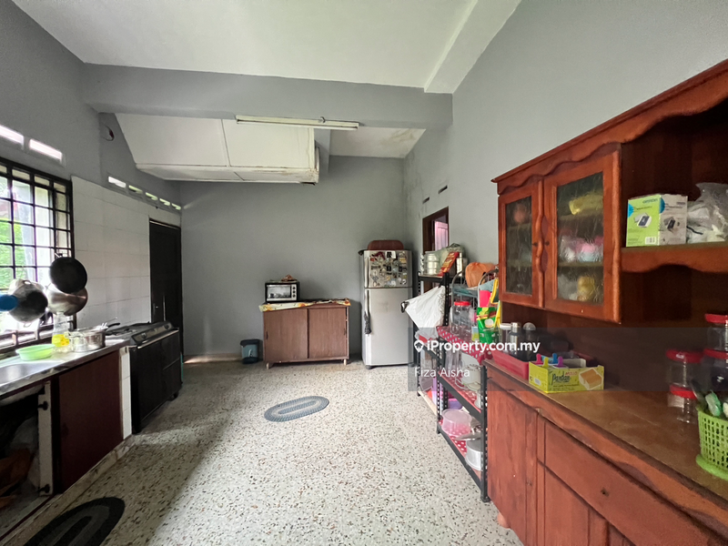 Bungalow House for Sale in Jalan Yusof Taha, Johor Bahru by Fiza Aisha - iProperty.com.my