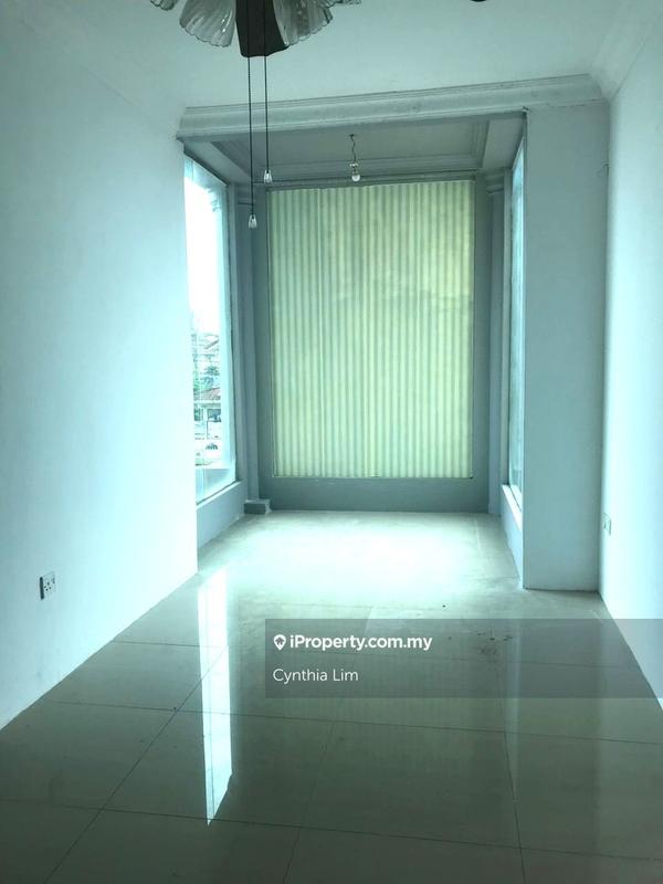 Rumah Berkembar untuk Dijual di Kuching, Sarawak oleh Cynthia Lim - iProperty.com.my