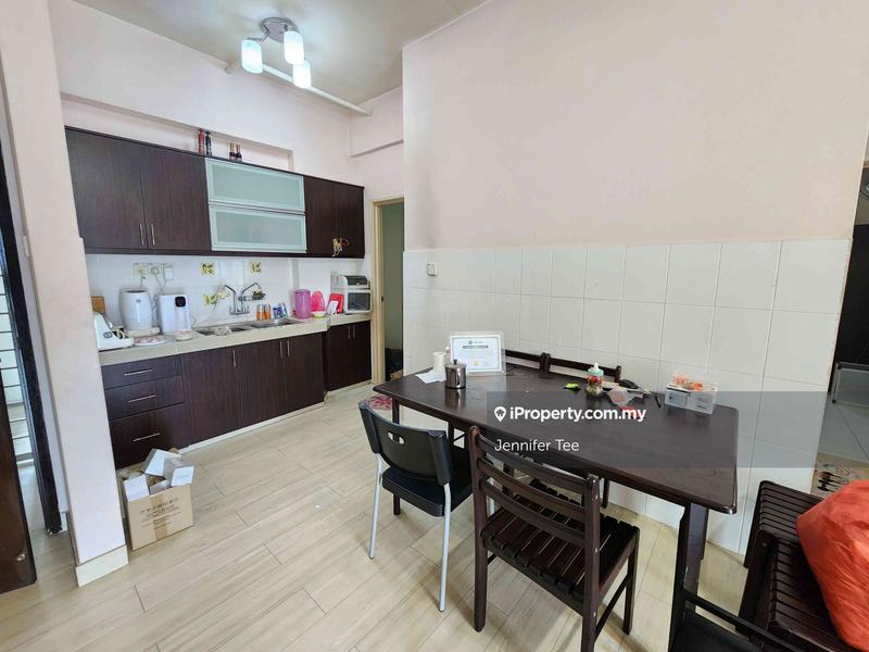 For Sale - Plaza Menjalara