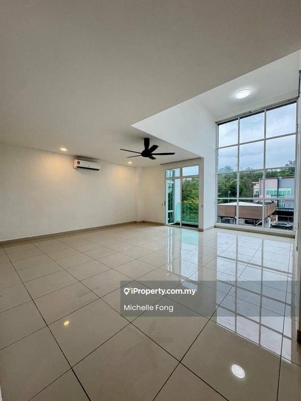 3-storey Terraced House for Rent in Nusa Sentral, Iskandar Puteri (Nusajaya) by Michelle Fong - Living Room - iProperty.com.my