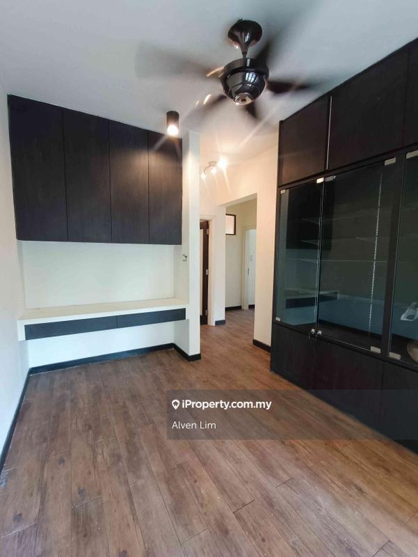 Kondominium untuk Dijual di Armanee oleh Alven Lim - iProperty.com.my