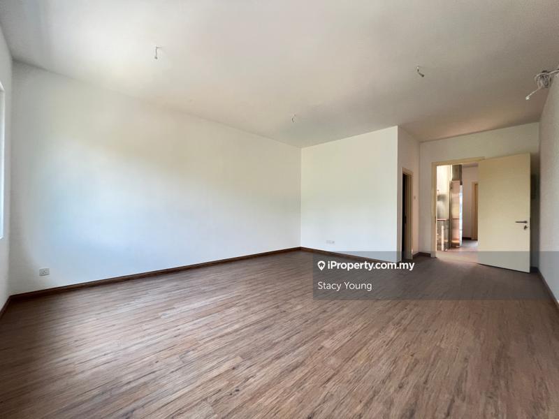 Rumah Berkembar untuk Dijual di Bandar Sungai Long, Cheras oleh Stacy Young - iProperty.com.my