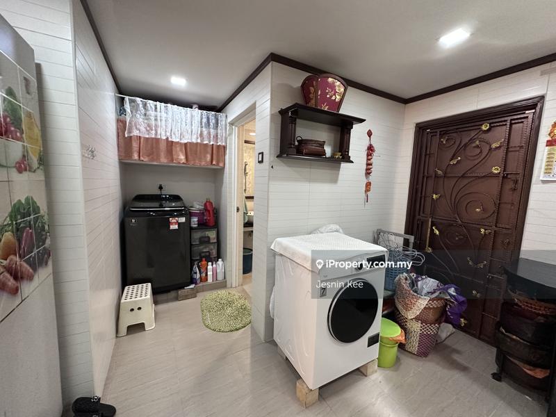 Rumah Berangkai 3 Tingkat untuk Dijual di Lake Fields, Sungai Besi oleh Jesnin Kee - iProperty.com.my