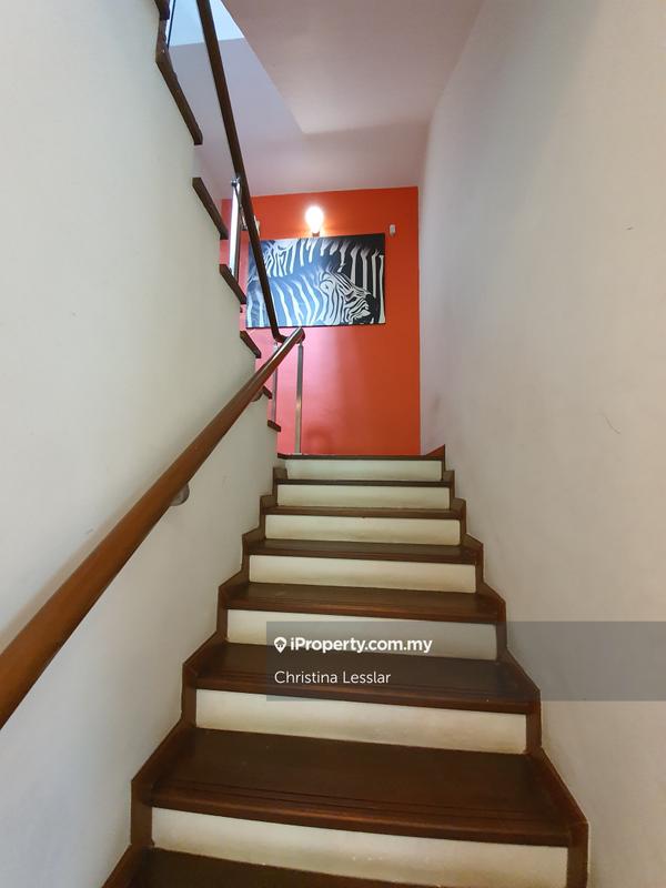 Rumah Teres 2.5-Tingkat untuk Dijual di USJ Heights, Subang Jaya oleh Christina Lesslar - iProperty.com.my