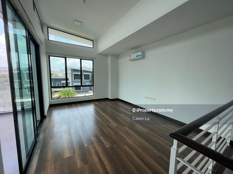 Rumah Berangkai 3 Tingkat untuk Dijual di Taman Damai Utama, Bandar Kinrara oleh Calvin Lo - iProperty.com.my