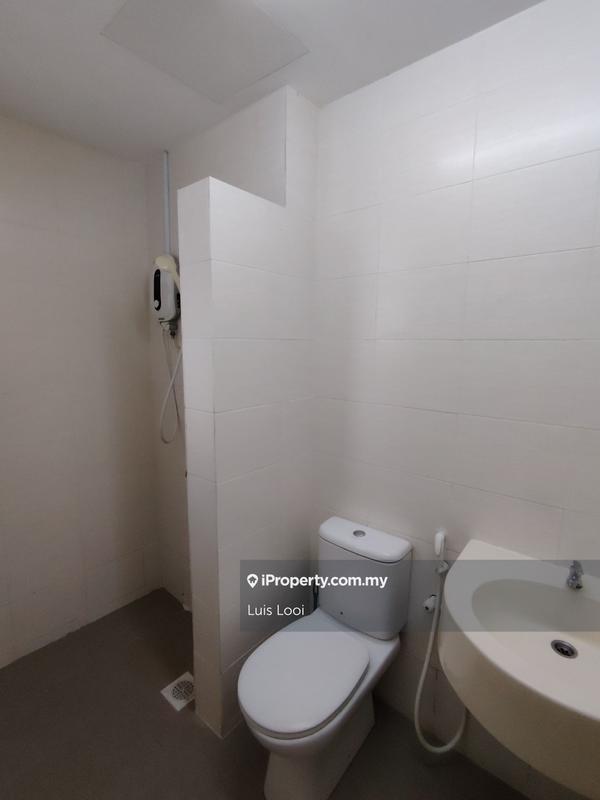 Service Residence for Sale in Platinum Lake PV 21 by Luis Looi - iProperty.com.my