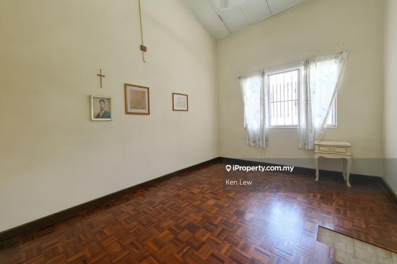 Rumah Teres 2-Tingkat untuk Dijual di Taman Connaught, Cheras oleh Ken Lew - iProperty.com.my