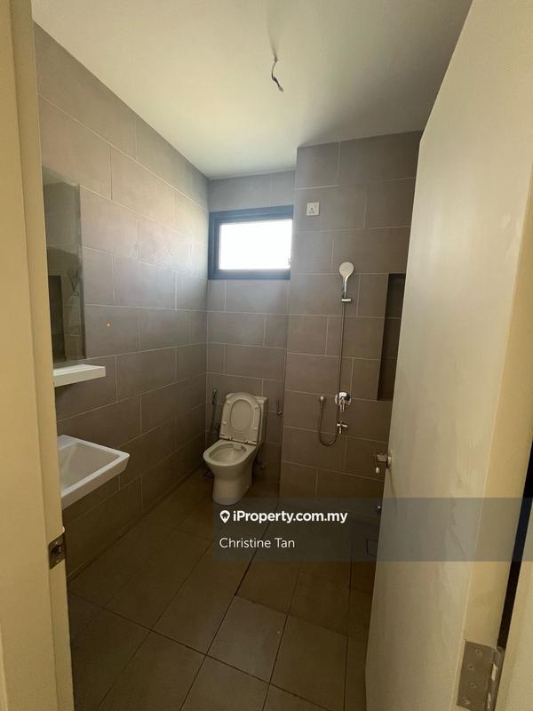 Rumah Teres 2-Tingkat untuk Dijual di Elmina, Shah Alam oleh Christine Tan - iProperty.com.my