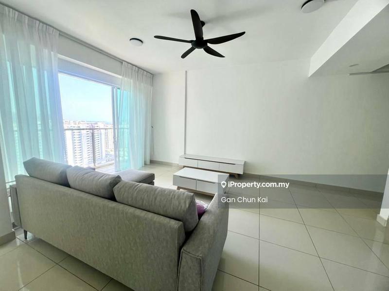 Condominium for Rent in Tropicana Bay Residences by Gan Chun Kai - Living Room - iProperty.com.my