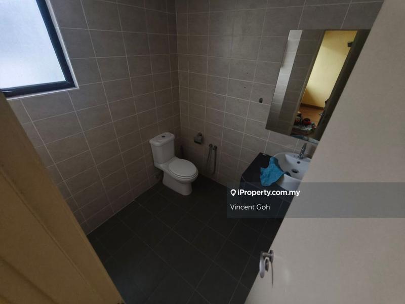 Rumah Berangkai 3 Tingkat untuk Dijual di Perdana Residence 2, Batu Caves oleh Vincent Goh - iProperty.com.my