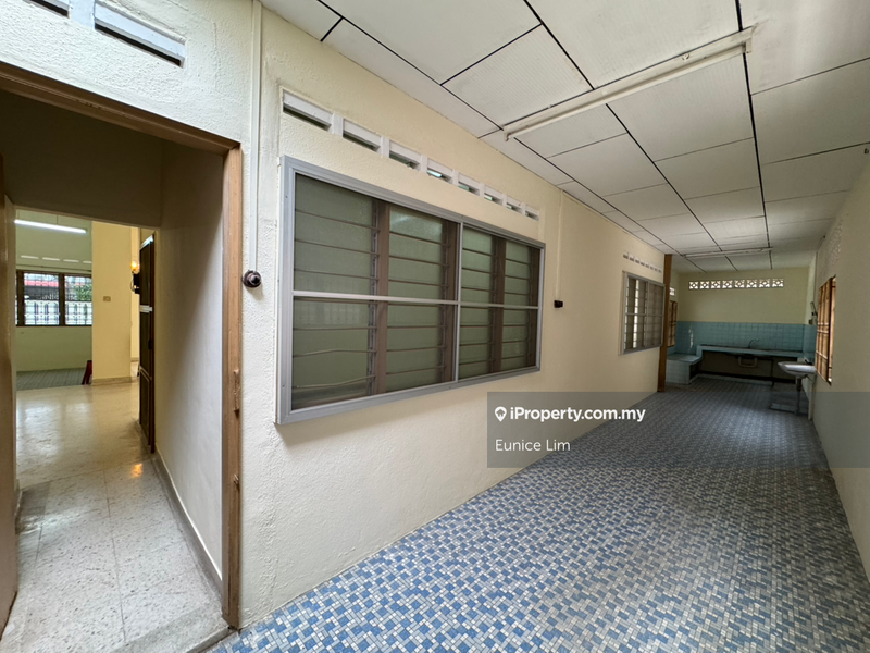 Semi-Detached House for Sale in Taman Tanjung, Muar by Eunice Lim - iProperty.com.my