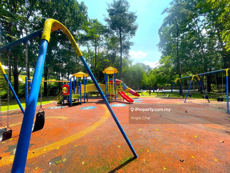 Townhouse for Sale in Sunway Damansara, Kota Damansara by Angie Chai - iProperty.com.my