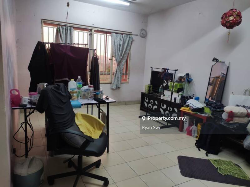 For Sale - Plaza Metro Prima